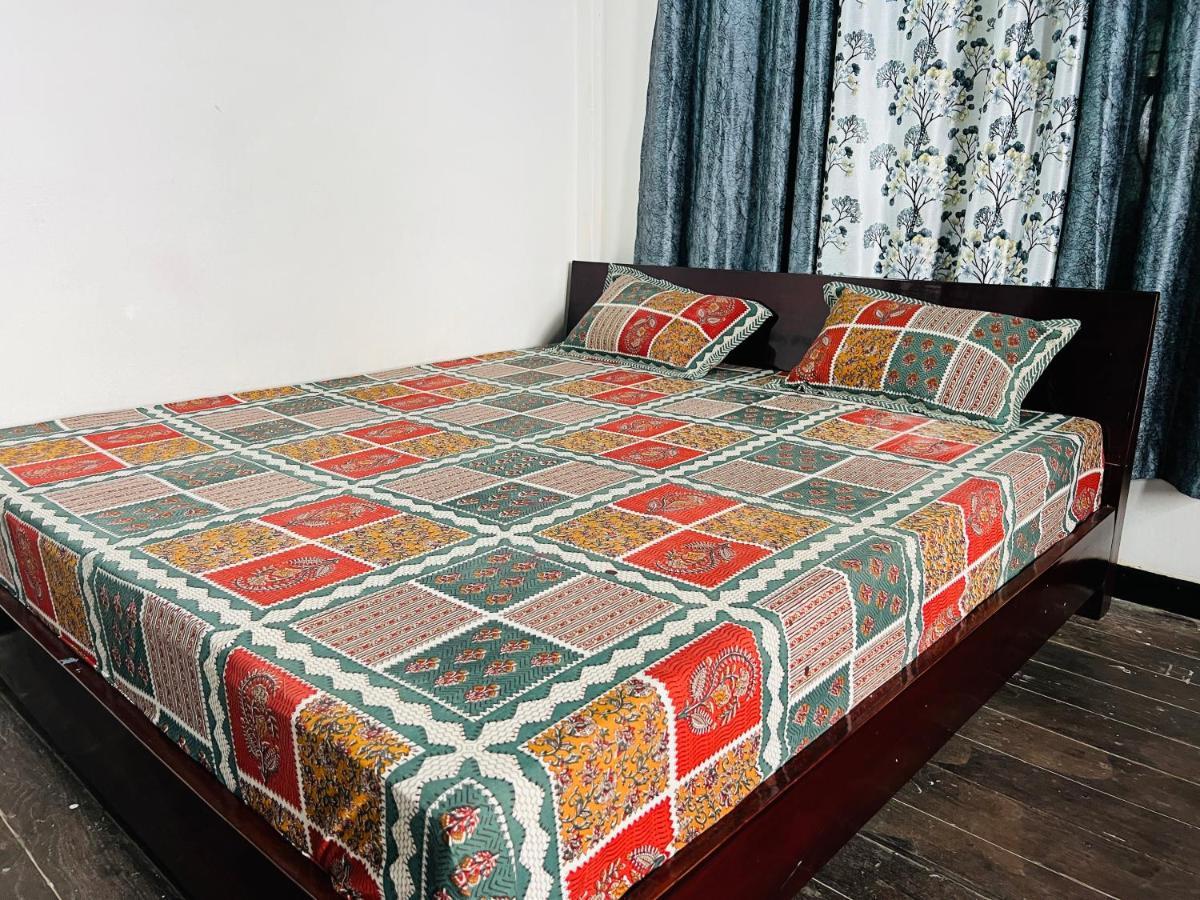 Levi Home Guest House & Retreat Centre Силигури Экстерьер фото