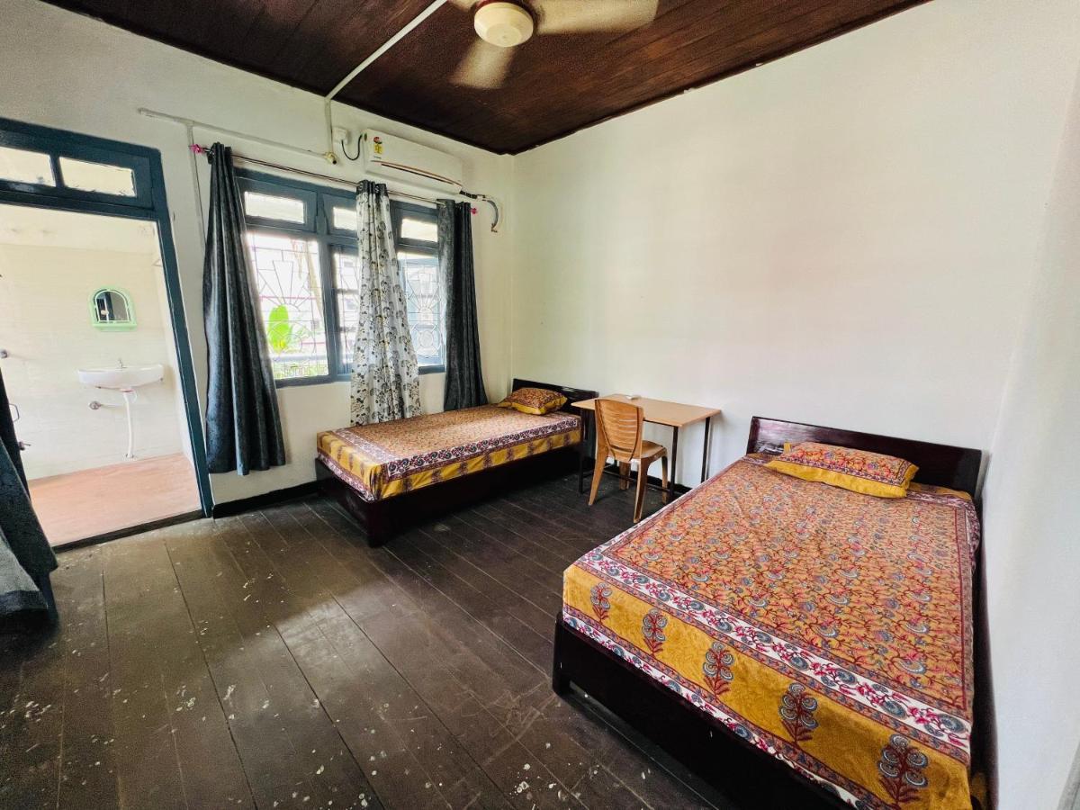 Levi Home Guest House & Retreat Centre Силигури Экстерьер фото